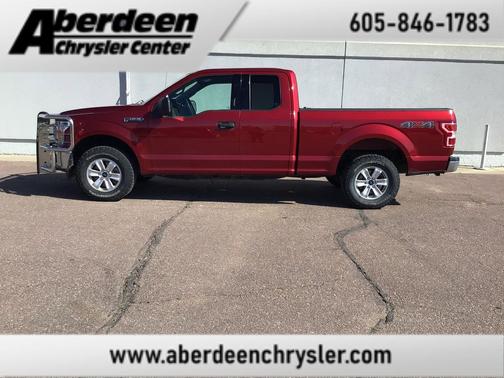 Red 2019 Ford F-150 XLT