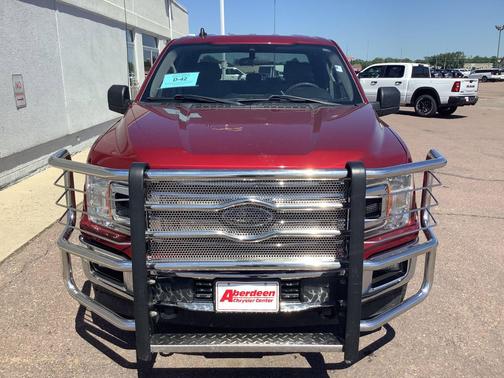 Red 2019 Ford F-150 XLT