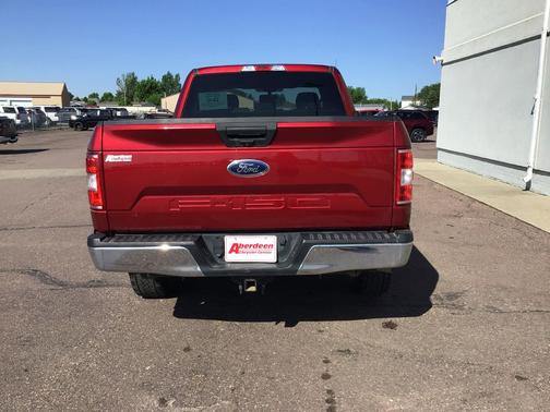 Red 2019 Ford F-150 XLT
