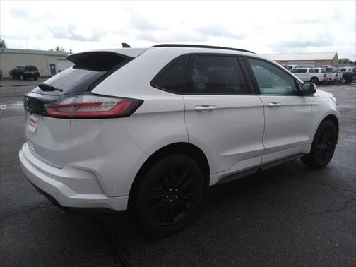 2021 Ford Edge