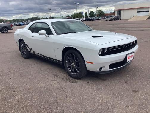 White Knuckle Clearcoat 2018 Dodge Challenger GT