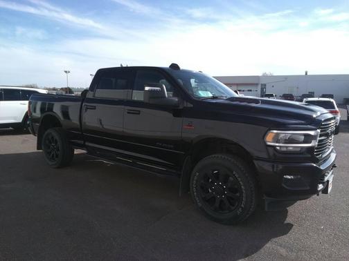 2024 RAM 2500 Laramie Crew Cab 4x4 6'4' Box