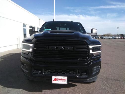 2024 RAM 2500 Laramie Crew Cab 4x4 6'4' Box