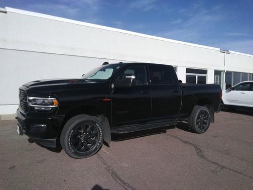 2024 RAM 2500 Laramie Crew Cab 4x4 6'4' Box