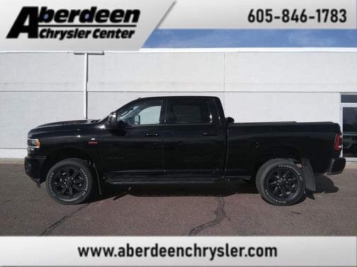 2024 RAM 2500 Laramie Crew Cab 4x4 6'4' Box