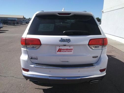 2018 Jeep Grand Cherokee Summit