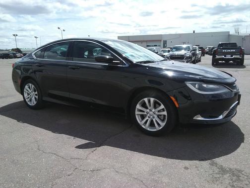 Black Clearcoat 2015 Chrysler 200 Limited