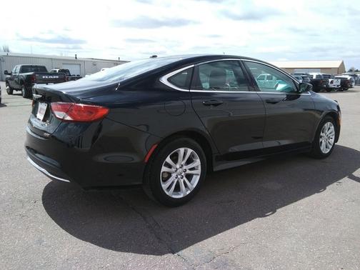 Black Clearcoat 2015 Chrysler 200 Limited