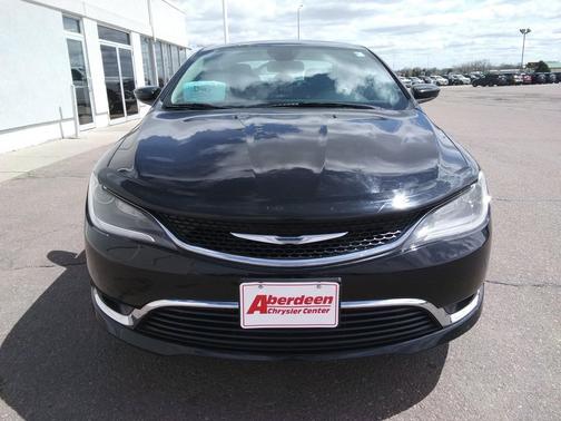 Black Clearcoat 2015 Chrysler 200 Limited