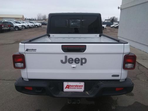 2020 Jeep Gladiator Overland