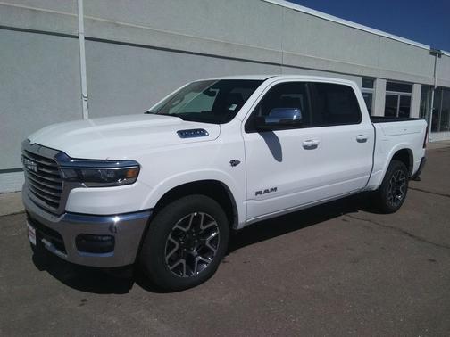 Bright White Clearcoat 2026 RAM 1500 Laramie