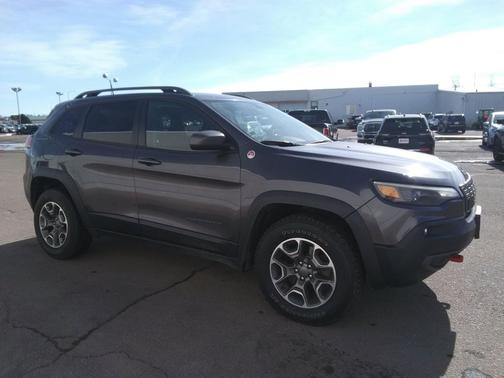2020 Jeep Cherokee Trailhawk
