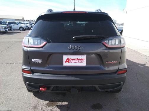 2020 Jeep Cherokee Trailhawk