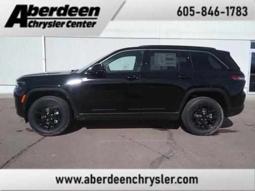 2026 Jeep Grand Cherokee Altitude