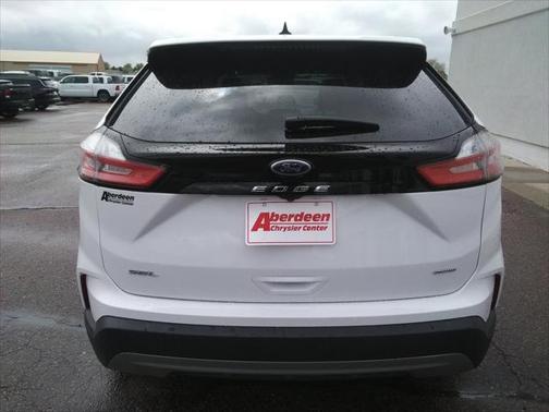 2023 Ford Edge