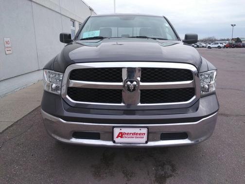 2018 RAM 1500 SLT