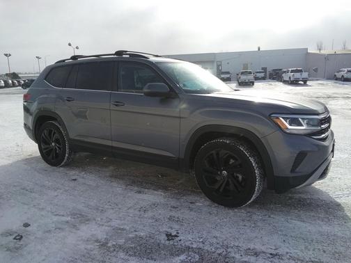 2023 Volkswagen Atlas 3.6L SE w/Technology