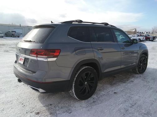 2023 Volkswagen Atlas 3.6L SE w/Technology