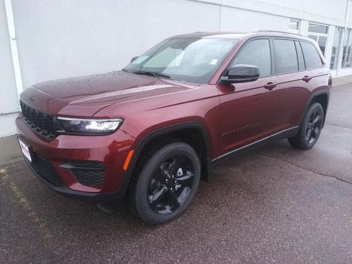2025 Jeep Grand Cherokee Altitude