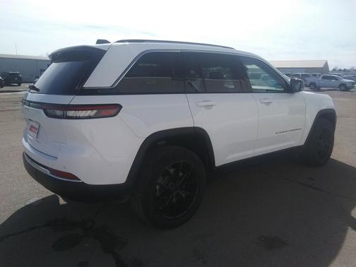 Bright White Clearcoat 2022 Jeep Grand Cherokee 4xe Base