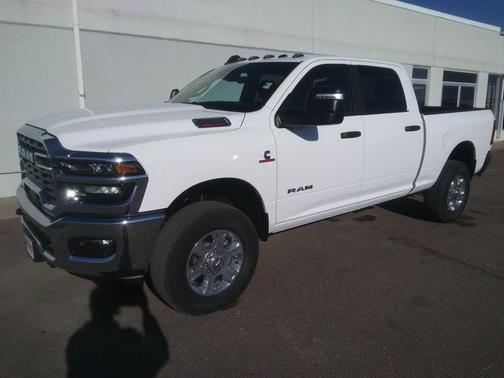 2026 RAM 2500 Big Horn Crew Cab 4x4 6'4' Box