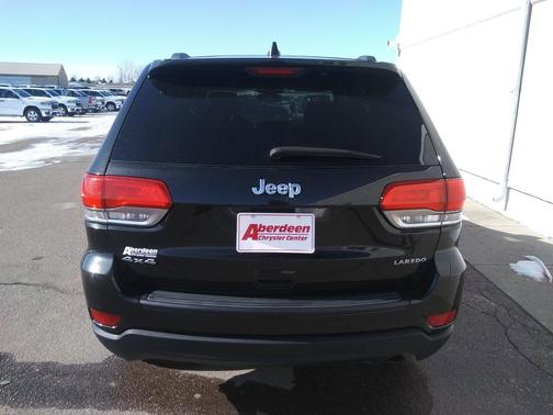 2016 Jeep Grand Cherokee Laredo