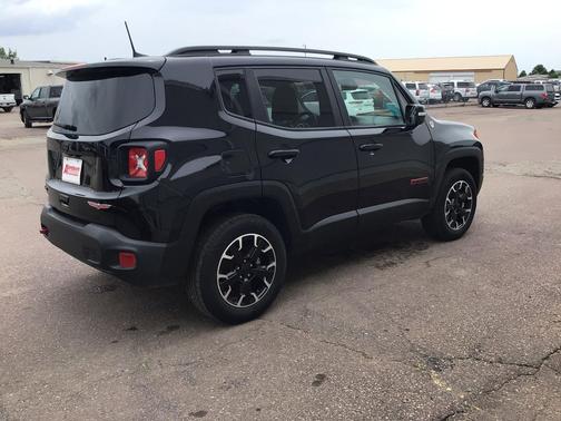 Black Clearcoat 2023 Jeep Renegade Trailhawk