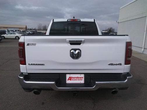 Bright White Clearcoat 2020 RAM 1500 Laramie