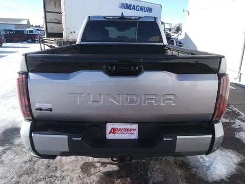 2024 Toyota Tundra Platinum