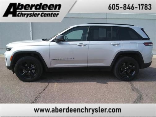 2023 Jeep Grand Cherokee Altitude