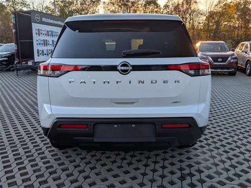 2025 Nissan Pathfinder SV 4WD