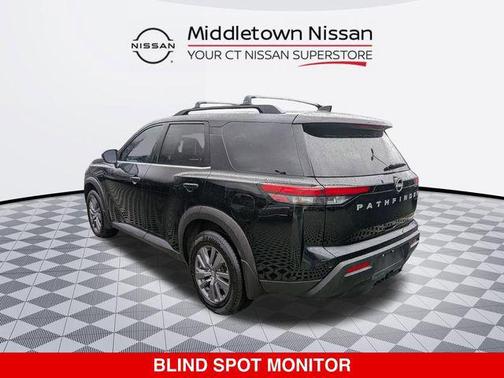 Super Black 2022 Nissan Pathfinder SV 4WD