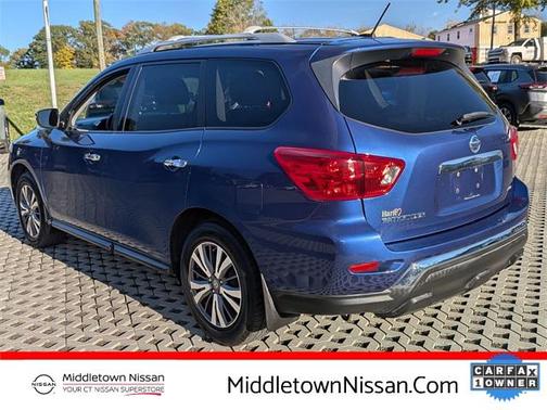 2017 Nissan Pathfinder S