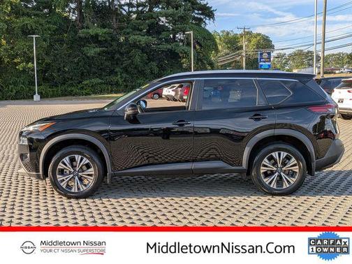 2022 Nissan Rogue SV