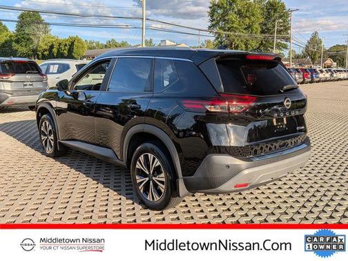 2022 Nissan Rogue SV