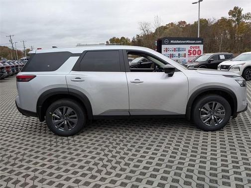 2025 Nissan Pathfinder S 4WD