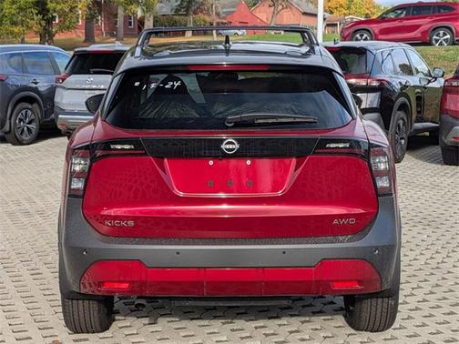 2026 Nissan Kicks SV