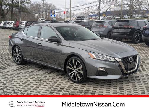 2022 Nissan Altima SR FWD