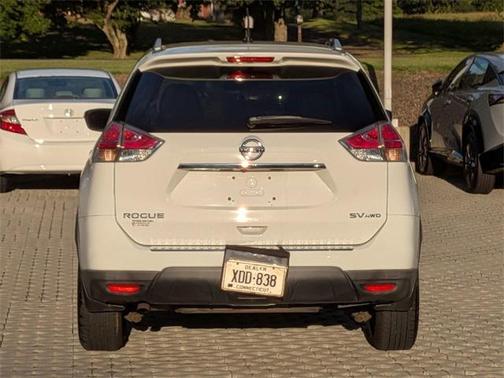 2016 Nissan Rogue SV