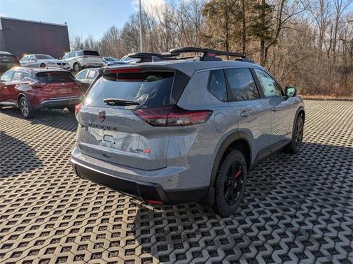 2025 Nissan Rogue Rock Creek