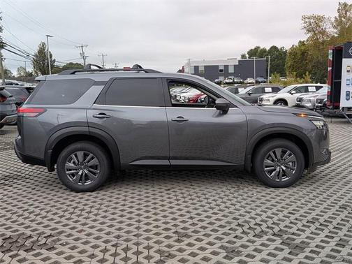 2025 Nissan Pathfinder SV 4WD