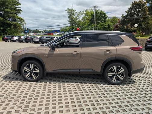 2025 Nissan Rogue SL