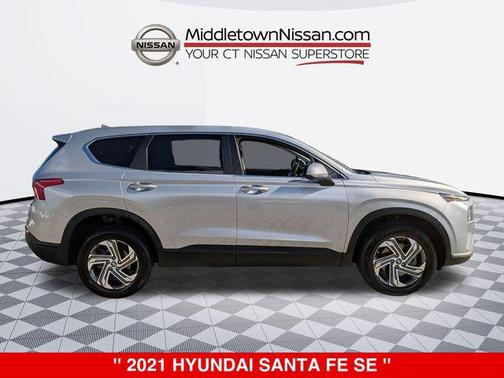 2021 Hyundai SANTA FE SE