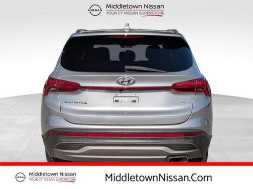 2021 Hyundai SANTA FE SE