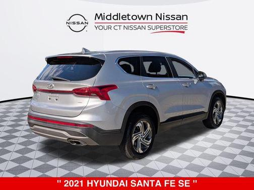 2021 Hyundai SANTA FE SE