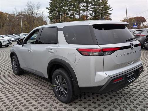 2025 Nissan Pathfinder S 4WD