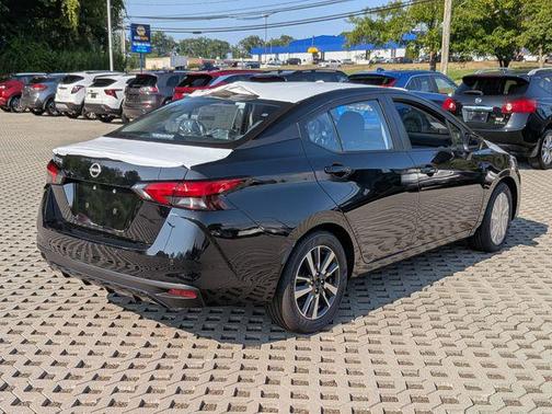 2025 Nissan Versa 1.6 SV