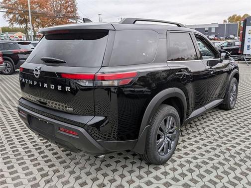 2025 Nissan Pathfinder SV 4WD