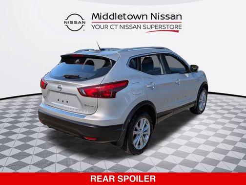 Brilliant Silver 2017 Nissan Rogue Sport SV