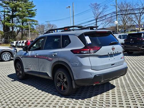 2025 Nissan Rogue Rock Creek